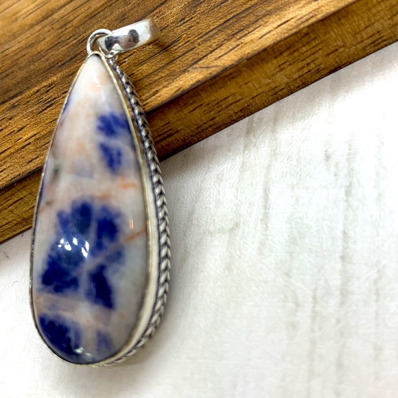 Clear Convo Amulet 🧿 - Picture 3 of 5